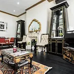 Stunning Three Bed In West Hampstead